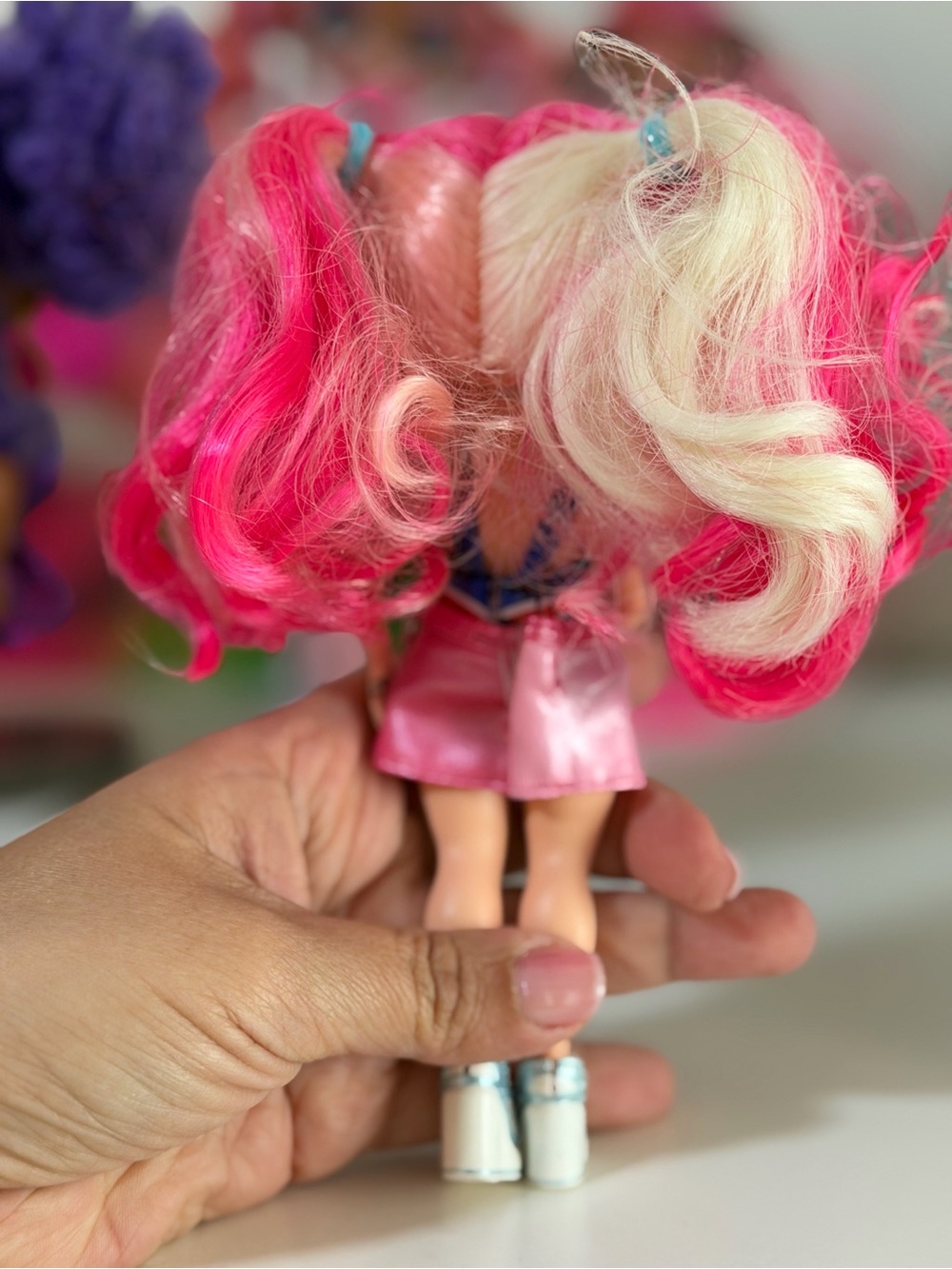 L.O.L. Surprise! Dolls with Pink, Purple, Mint & Blonde Hair - Picture 7 of 7